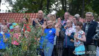125 Jahre SV Schott Jena: Tanz, Akrobatik und Parcours begeistern die Gäste