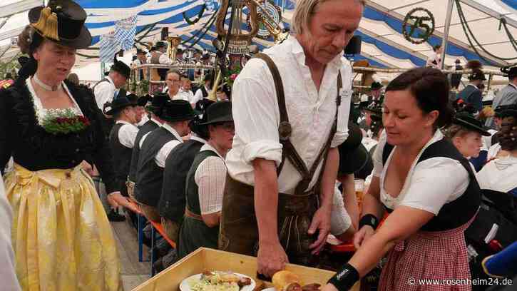 Begeisterung beim Gaufest in Hochstätt: 4000 Teilnehmer nach zwei Jahren Corona-Pause