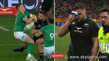 New Zealand vs Ireland | Angus Taavao sees red after head clash with Garry Ringrose - Sky Sports
