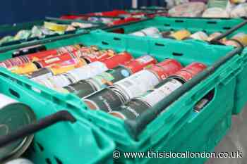 Cost of living: Thousands of students using food banks