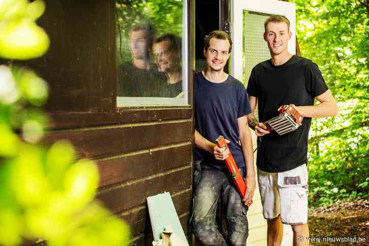 “Eerste avontuur samen” en meteen op televisie: Glenn en Dylan dingen mee naar ‘Vakantiehuis For Life’ op VTM