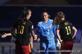 Nicky Evrard stopt opnieuw strafschop, met vaseline als geheim wapen? &quot;Keepster heeft soms rare trekjes&quot;