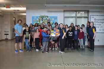 Students donate money to Olds & District Special Olympics - Mountain View TODAY
