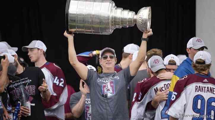 Avalanche promote Joe Sakic to president of hockey operations