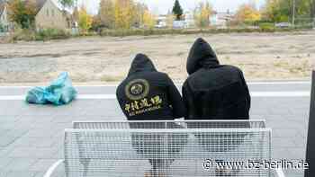 Flüchtlinge erzählen, wie sie bis nach Guben gekommen sind - BZ – Die Stimme Berlins - B.Z. – Die Stimme Berlins