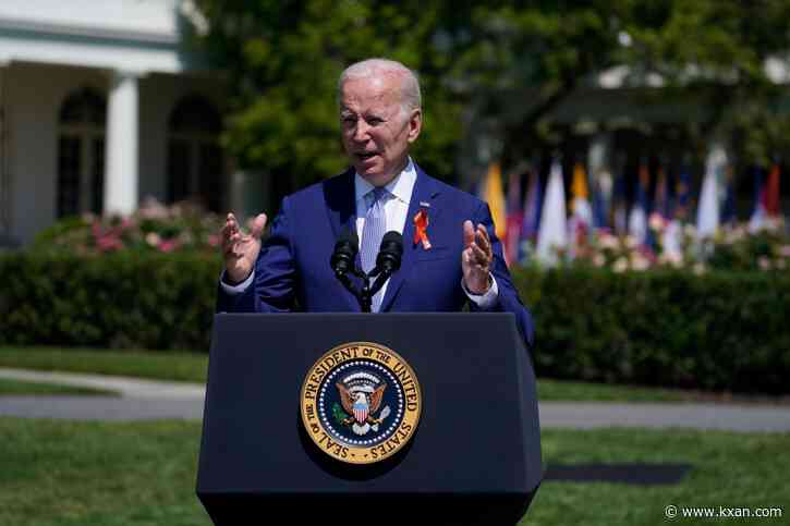 Father of school shooting victim interrupts Biden's speech on gun legislation
