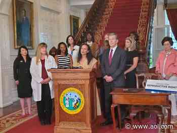 Cooper’s abortion executive order doesn’t do much, but it’s important for NC - AOL