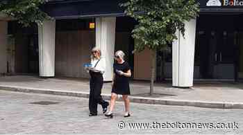 Bolton: Coronation Street stars arrive for filming in Le Mans Crescent - The Bolton News