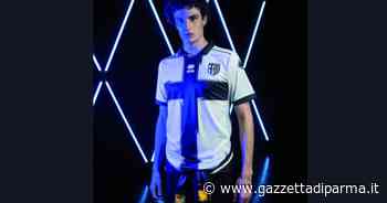 Parma, presentata la maglia casalinga per la stagione 2022/23 - Gazzetta di Parma