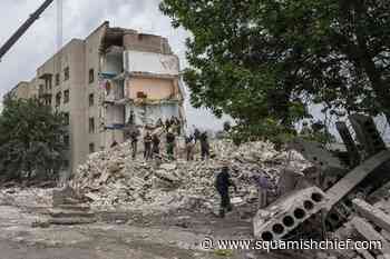 15 killed in Russian strike in Ukraine, 20 believed trapped - Squamish Chief
