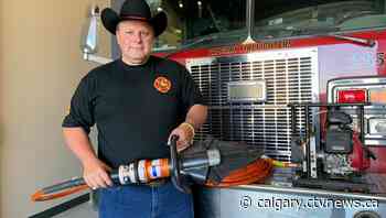 Calgary firefighters raising money to ship equpment to firefighters in Ukraine | CTV News - CTV News Calgary