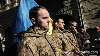 Ukrainian 'volunteer recruits' arrive in UK for military training in move to bolster resistance against Russia