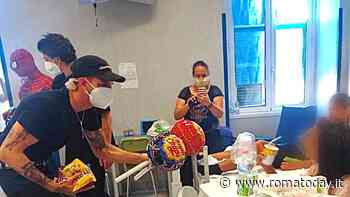 Achille Lauro in visita al San Camillo al reparto di Chirurgia Pediatrica