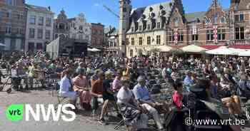 Piet Buyse gehuldigd voor 15 jaar burgemeesterschap van Dendermonde - VRT NWS