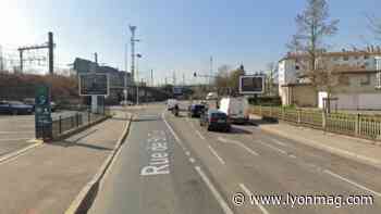 Lyon : circulation perturbée pour un an et demi rue de Saint-Cyr, un couloir bus et des pistes cyclables à venir - Lyon Mag