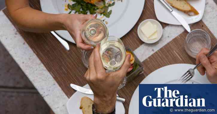 Sunlight may trigger hormone that makes men hungrier, study suggests