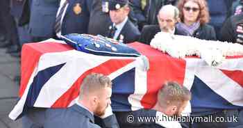 Hundreds of veterans in Hull today to give 'forgotten' paratrooper the funeral he deserves - Hull Live