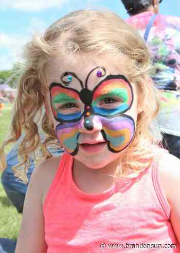 Souris celebrates Peacock Days - The Brandon Sun