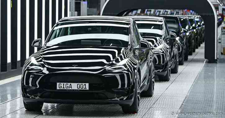 Poll Reveals the Biggest Reason Preventing Americans from Buying Electric Cars