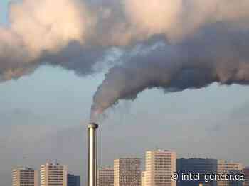 Monitor your health during heavy smog alerts: Environment Canada - The Intelligencer