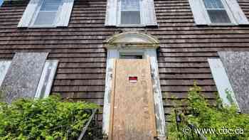 J.D. Irving's efforts to demolish Saint John heritage building one step closer to reality - CBC.ca