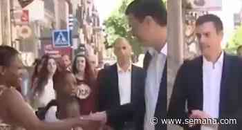 Video | Presidente español Pedro Sánchez le dio la mano a una mujer afro y luego se limpió, ¿le incomodó? - Revista Semana