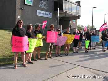 CUPE members rally as strike deadline looms in Cornwall - The Kingston Whig-Standard