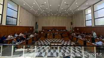 Brindisi, passa il bilancio 2021: "Passivo ridotto da 54 a 40 milioni in due anni" - BrindisiReport