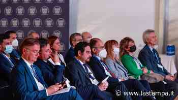 Confindustria Novara, Vercelli e Valsesia torna a riunirsi per un convegno sulle operazioni con l’estero - La Stampa