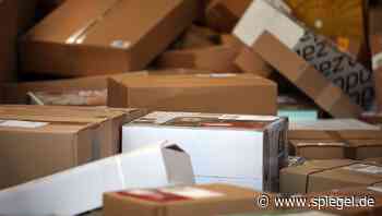 Brandenburg: Post-Angestellter soll Pakete geplündert haben - DER SPIEGEL