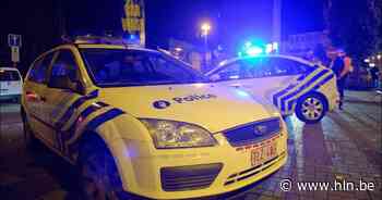 Twee vechtersbazen en één agente lichtgewond bij vechtpartij met verkeersborden in Schaarbeek: vier personen opgepakt - Het Laatste Nieuws