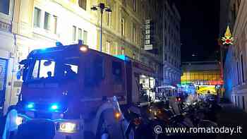 Paura in un bed and breakfast, scoppia un incendio: evacuate 80 persone. Sei intossicati