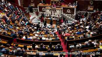 Frankreichs Regierung in Nationalversammlung abgestraft