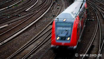 Polizei Ravensburg: Angriff im Zug - 26-jähriger Fahrgast lebensgefährlich mit Flasche verletzt - SWP