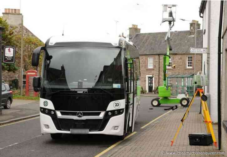 Worker killed as bus hits cherry picker