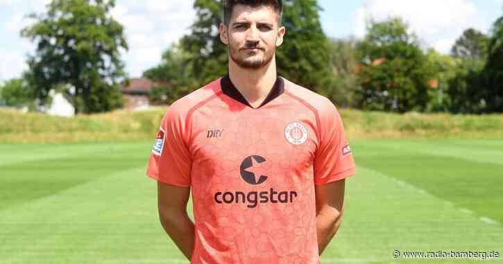 Pause: St. Pauli-Keeper Vasilj muss operiert werden