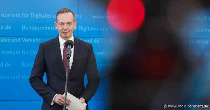 Wissing plant mehr Ladenetze für E-Autos und Rad-Offensive