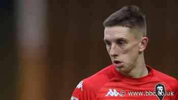Ash Hunter: Morecambe sign ex-Salford City winger on one-year deal