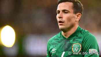 Josh Cullen: Burnley sign Republic of Ireland midfielder for undisclosed fee