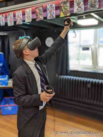 Students learn about exciting STEM careers in Glass industry thanks to VR classes by Glass Futures - St Helens Star