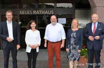 Verwaltung stellt sich neu auf - Fränkische Nachrichten