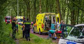 57-jarige scooterrijder die tegen boom botste in Best aan verwondingen overleden - Eindhovens Dagblad