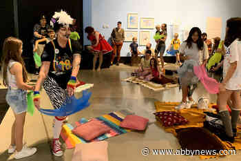 PHOTOS: Families gather for drag storytime at art gallery in Abbotsford
