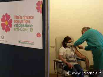 "Vaccino invasivo del dna". E la giudice reintegra la psicologa no-vax