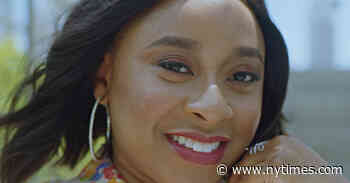 Phoebe Robinson on Starring in ‘Everything’s Trash’ Series