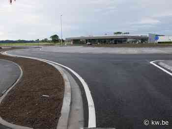 Opnieuw vlot verkeer tussen Veurne en De Panne: rotonde is afgewerkt - KW.be