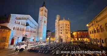 Filarmonica Toscanini: suggestivo concerto in piazza Duomo a Parma - Video - Gazzetta di Parma