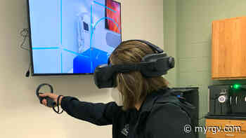 TSTC Surgical Technology students explore new virtual reality - Brownsville Herald