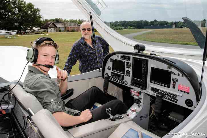 Lukas uit Brasschaat haalt pilotenbrevet op zijn 17de verjaardag en is nu ’s lands jongste piloot van motorvliegtuig