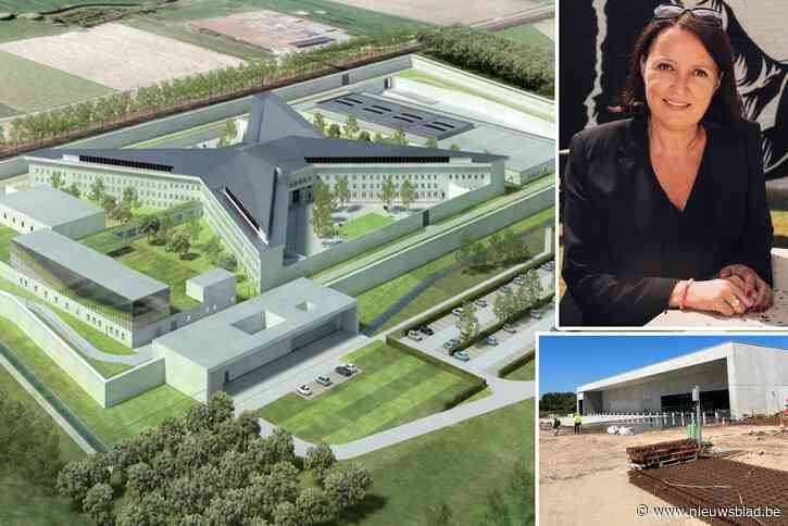 ‘Deze zomer nog aan de bak in den bak’: 250 (!) versnelde aanwervingen en die invullen wordt broodnodig, “anders kunnen we nieuwe gevangenis niet openen”